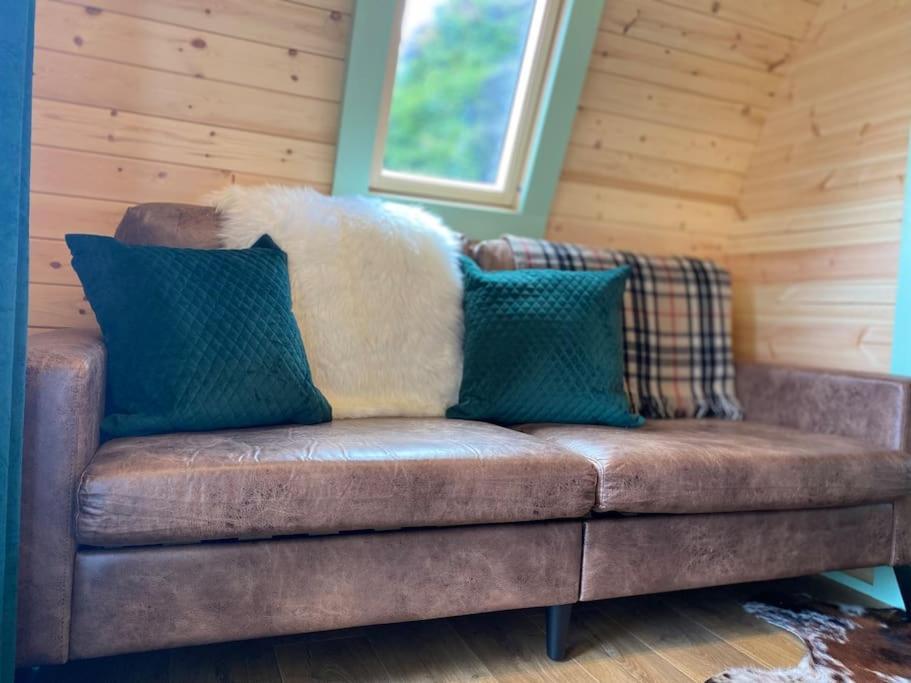 Seaview Lodges At Torlinnhe Fort William Bagian luar foto