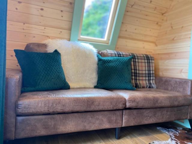 Seaview Lodges At Torlinnhe Fort William Bagian luar foto